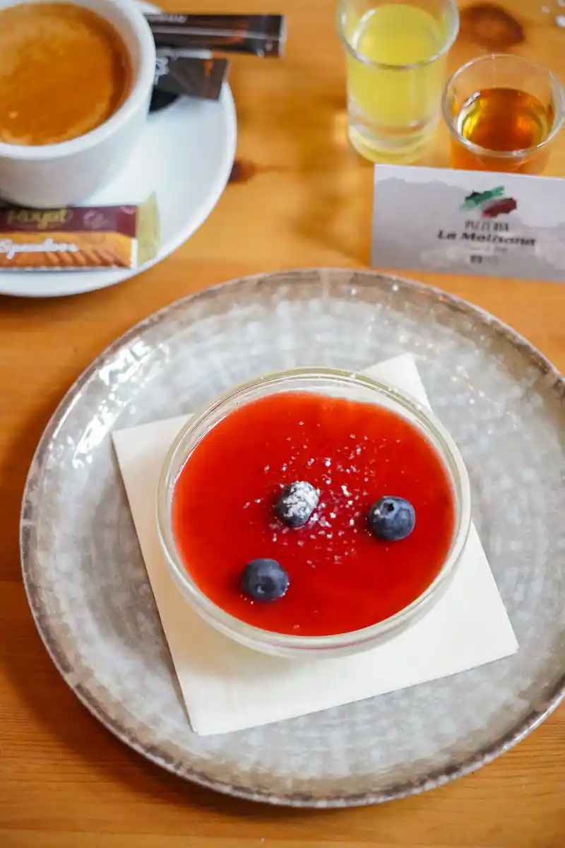 La Molisana, Italian restaurant in Saint-Gilles — ambiance 7
