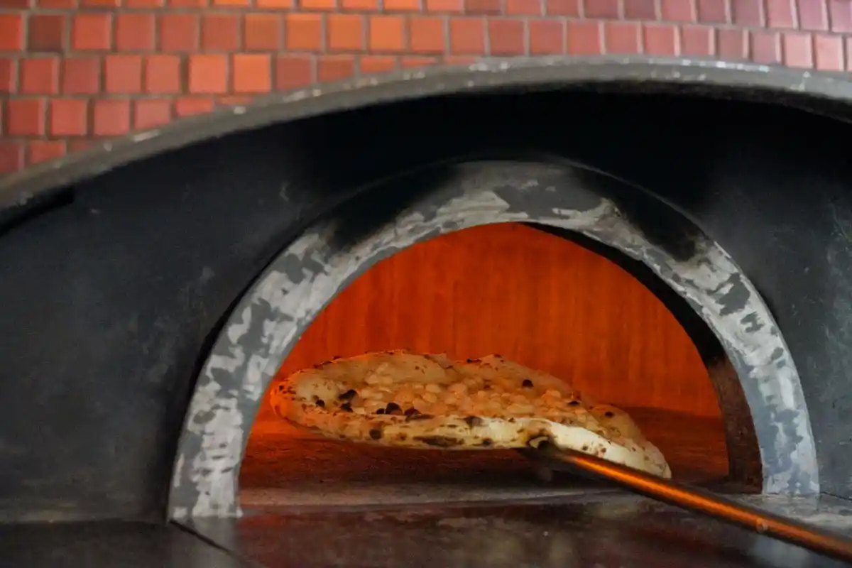 La Molisana, Italian restaurant in Saint-Gilles — ambiance 9